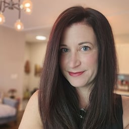 lindsay currie
