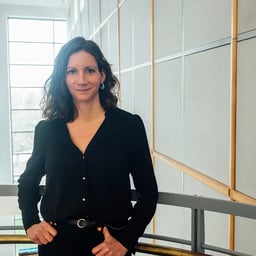 Tara Argondezzi author photo