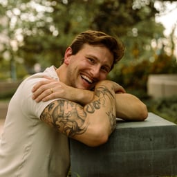 Photo of author Chip Pons